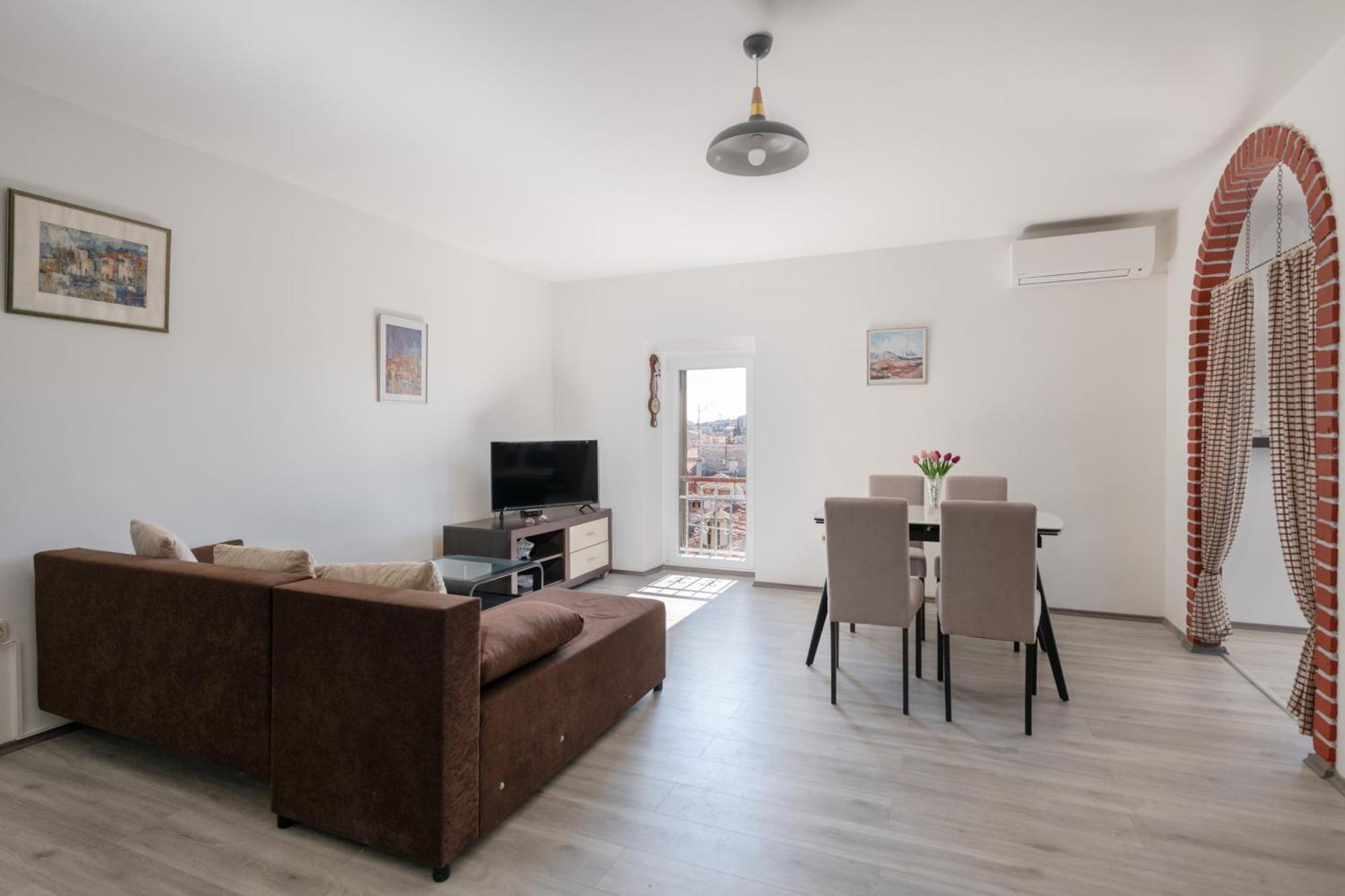 Apartment Gioia Rovigno Esterno foto