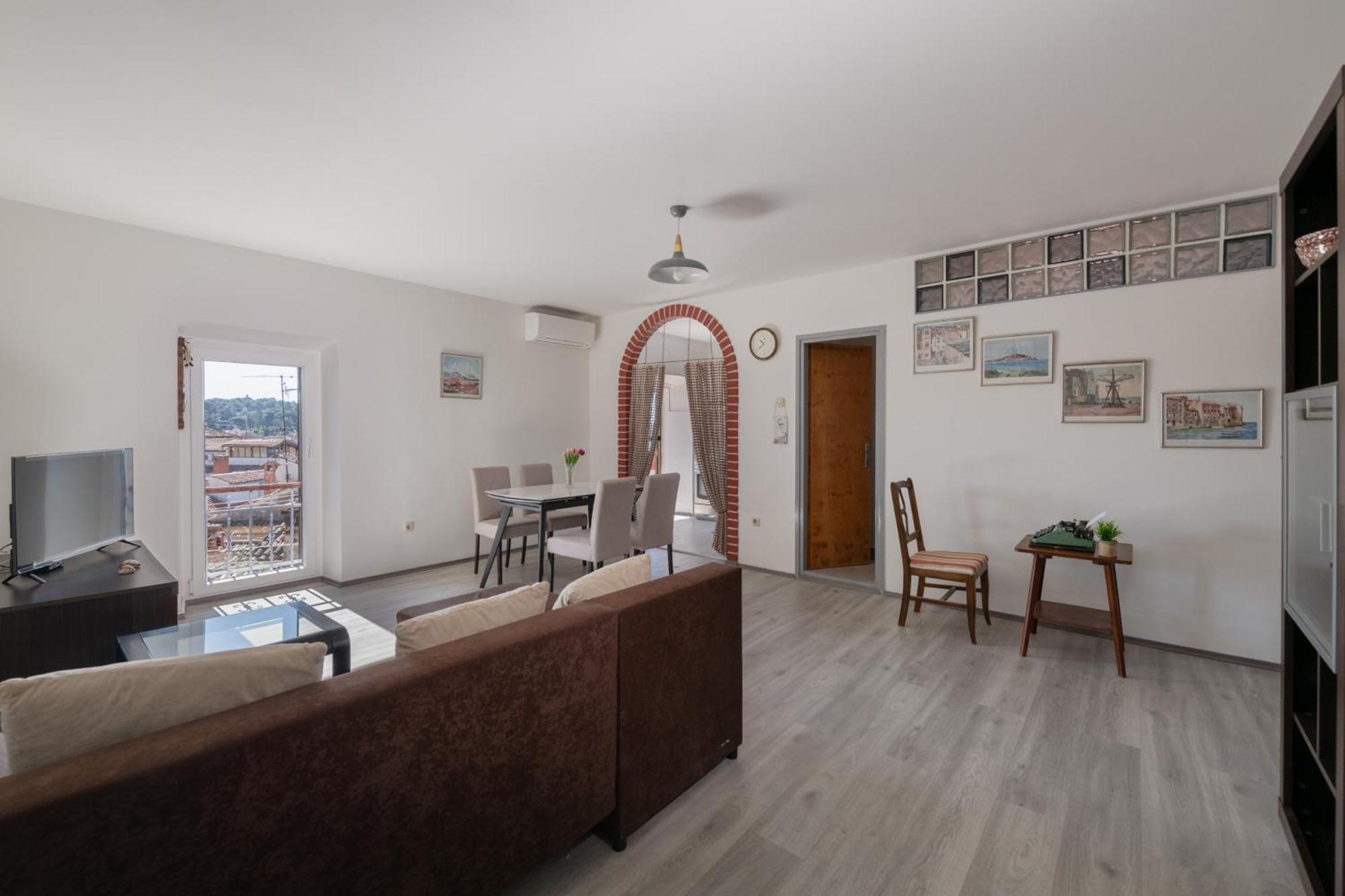 Apartment Gioia Rovigno Esterno foto
