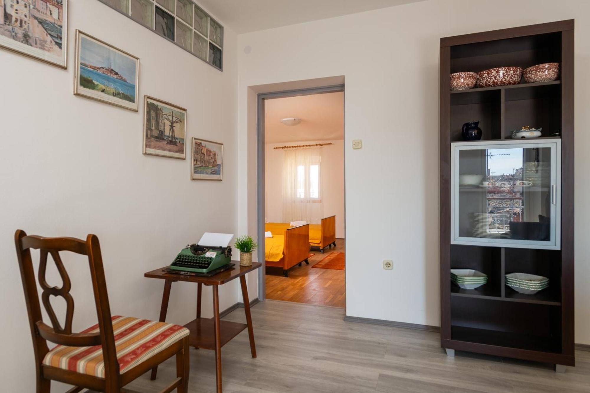 Apartment Gioia Rovigno Esterno foto