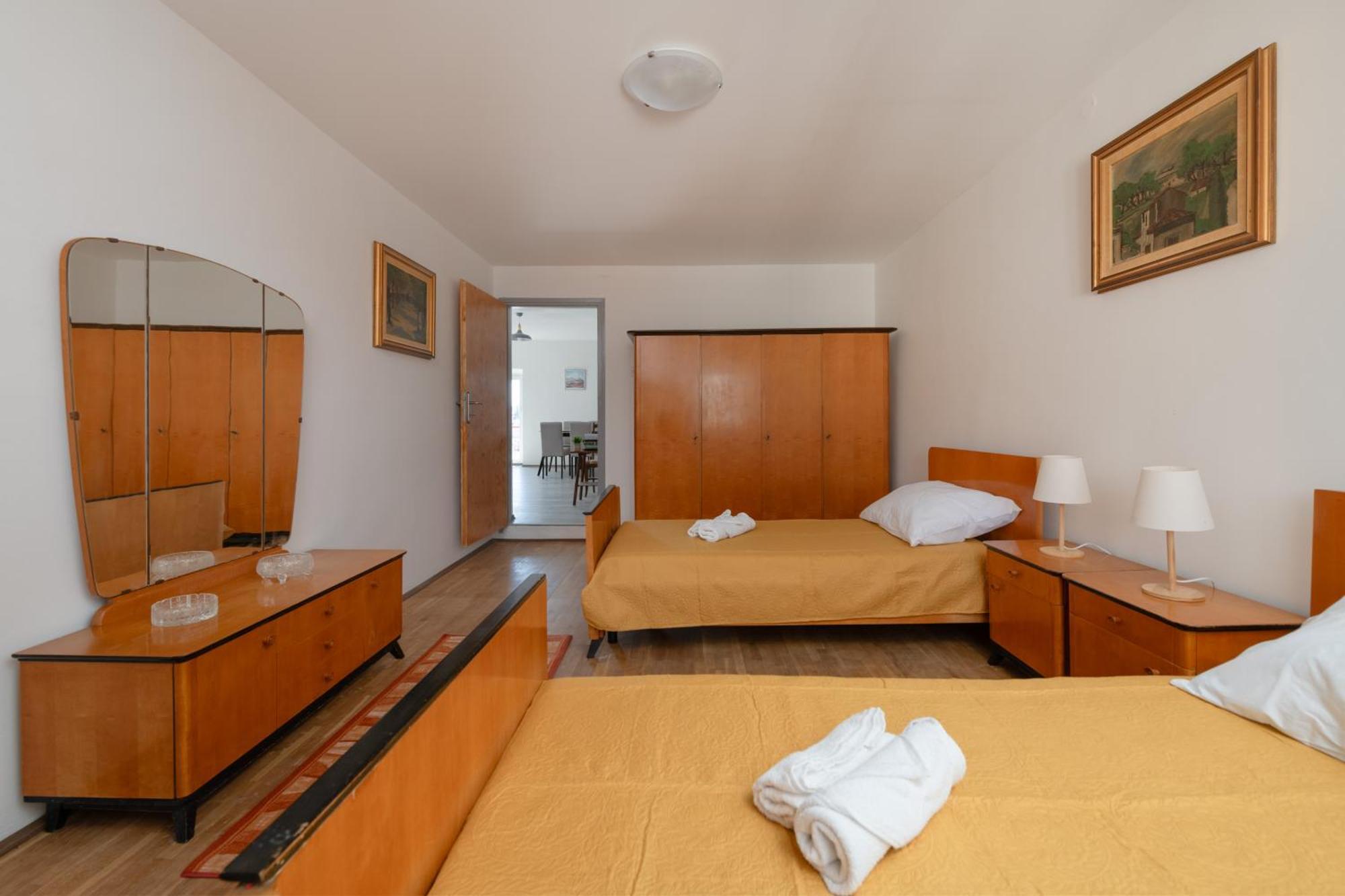 Apartment Gioia Rovigno Esterno foto